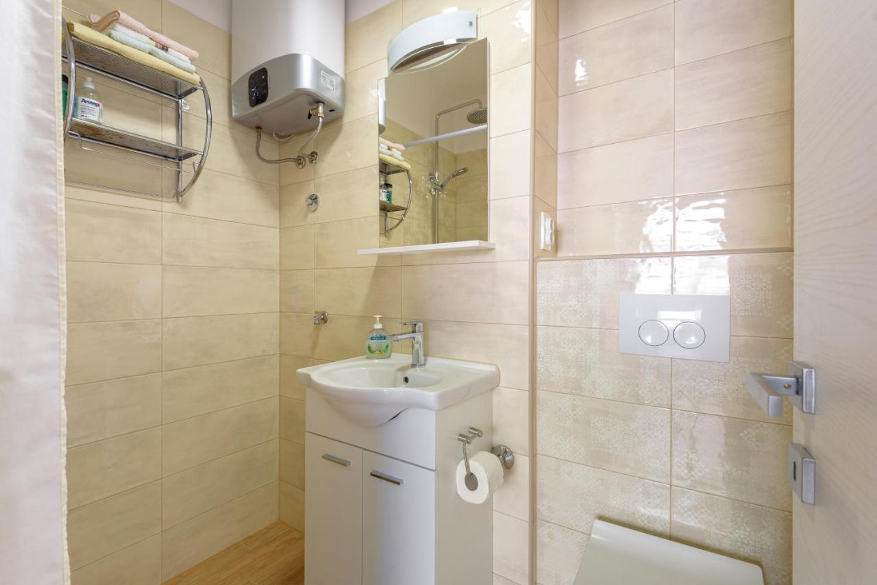 Apartments By The Sea Basina, Hvar - 11817 Vrbanj المظهر الخارجي الصورة